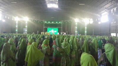 Ribuan Jamaah Muslimat NU Padati Hall Banyuwangi Park, Panitia Apresiasi Kekompakan Kader
