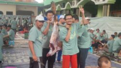 Teladani Ajaran Nabi Ibrahim, SMAN 4 Sidoarjo Kurban 3 Sapi dan 6 Kambing