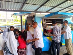 Perkuat Budaya Literasi, Surabaya Tambah Empat Mobil Perpustakaan Keliling