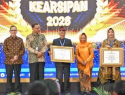 Cak Kartolo Dianugerahi Registrasi MKB, Surabaya Bawa Pulang Tiga Penghargaan