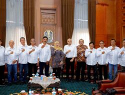 Gubernur Khofifah Dorong JMSI Jatim Ciptakan Media Berkualitas