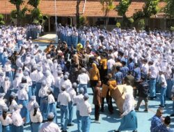 Khofifah Resmikan Graha Nusantara SMAN 2 Surabaya, Tegaskan Pendidikan Fondasi Indonesia Emas 2045