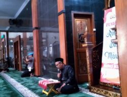 Perdalam Nilai Iman dan Taqwa Personel Polres Blitar dapat Bimbingan Spiritual dari  Kyai Syaifudin