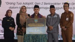 Resmikan GOR SMPN 1 Ngoro, Gus Barra Dorong Kolaborasi Pendidikan dan Keluarga