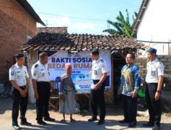 Warga Binaan Lapas Banyuwangi Turut Sukseskan Program Bedah Rumah bagi Warga Kurang Mampu