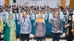 Di Makassar, Khofifah Bagikan Strategi Jatim Cetak SDM Unggul Menuju Indonesia Emas 2045
