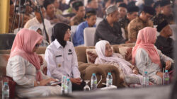 Wali Kota Kediri Vinanda Prameswati menghadiri Haflah Tasyakur Akhirussanah Pondok Pesantren Al Amien Tahun Ajaran 2025/2026 di Kota Kediri.