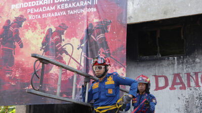 Pemkot Surabaya Tingkatkan Kompetensi Personel Damkar