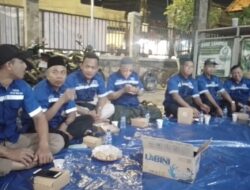 Warga Tambak Wedi Kompak Bela Mantan Lurah, Sebut Banyak Berjasa bagi Masyarakat