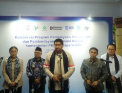 Kunker di Blitar, Maruarar Sirait Tegaskan Penyaluran KUR BRI Tanpa Agunan