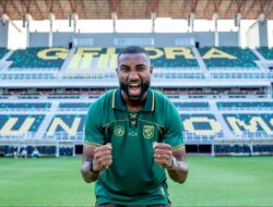 Yuran Fernandes Resmi Gabung Persebaya