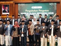 Pengurus MUI Jatim Dikukuhkan, Siapkan Program Kerja Lima Tahun
