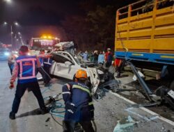 CR-V Hantam Truk Mogok di Tol Malang–Pandaan, Lima Orang Tewas
