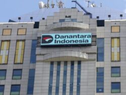 30 Wamen Rangkap Jabatan Diminta Segera Mundur