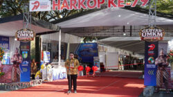 Bupati Kediri Hanindhito Himawan Pramana membuka Gebyar UMKM Hari Koperasi ke-79 di Taman Hijau SLG Kabupaten Kediri.