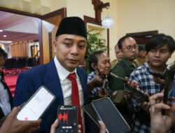 Sesalkan Aksi Premanisme di Ngagel Rejo, Wali Kota Eri: Proses Hukum
