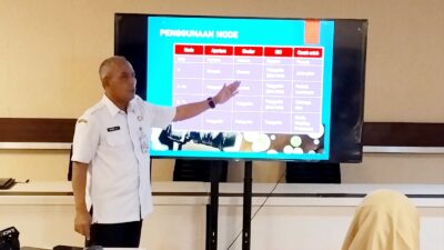 Sekretariat DPRD Surabaya Bekali Pegawai Teknik Fotografi, Perkuat Kualitas Publikasi Kegiatan