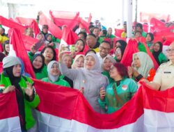 Gubernur Jatim Sosialisasikan Pemutihan Pajak Kendaraan untuk 300 Ojol di Malang