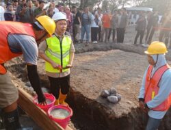 Bupati Jember Lakukan Peletakan Batu Pertama di Puger, Tanda Pembangunan Tiga KNMP di Mulai