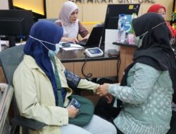 Perlindungan dari HPV Diperkuat, 400 Peserta Ikuti Vaksinasi Dosis Ketiga di BBPOM Surabaya