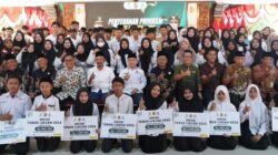 Tekan Angka Putus Sekolah Baznas Bersama Pemkab Mojokerto Tebus Ijazah 247 Siswa 