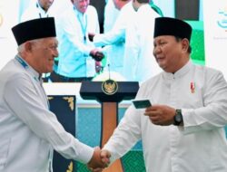Prabowo Resmi Jadi Anggota NU Seumur Hidup di Jombang