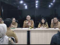 Terima PKDI dan ABDESI  PJ, Sekda Pastikan Perbaikan Jalan Desa Tuntas 2027