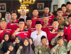 Bupati Mojokerto Berangkatkan 34 Santri Atlet PORSADIN VII Jatim Berlaga di Lumajang