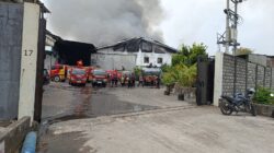 Pabrik Alas Kaki PT. EKJ Kalen-Dlanggu Mojokerto Terbakar