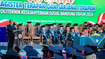 Sekdaprov Adhy Ajak Lulusan Poltekesos Bantu Masyarakat Bangkit