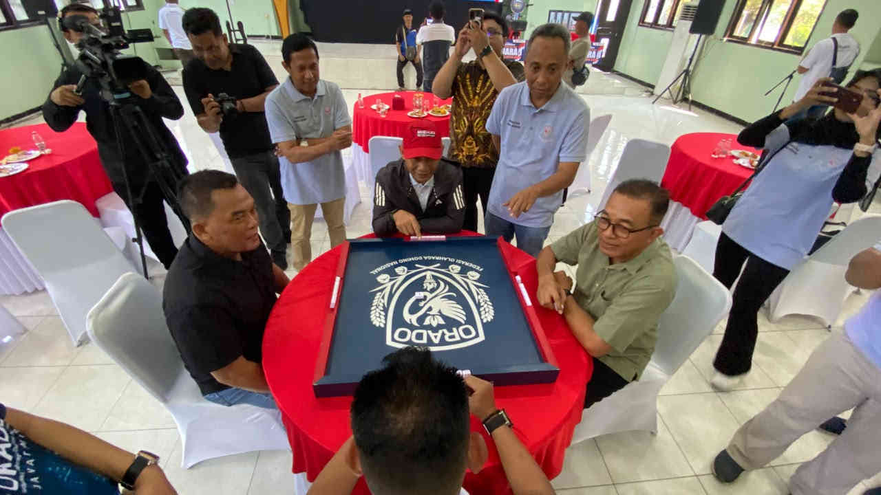 Ketua ORADO Kota Kediri Imam Wihdan Zarkasyi bersama jajaran Forkopimda dan Kodim 0809 membuka Open Tournament Domino ORADO 101 Piala Panglima TNI 2026.