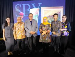 Lukisan SBY Rekam Refleksi Budaya dan Indonesia