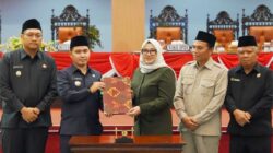 Perkuat Kepastian Hukum Bupati dan DPRD Kab. Mojokerto  Sepakat  Hapus  Empat Perda