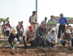 Libatkan Generasi Muda, Disporapar Kota Mojokerto Gelar Green Action di TBM
