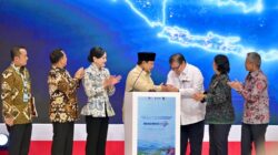 Prabowo Targetkan Penyaluran Kredit Rakyat Rp400 Triliun