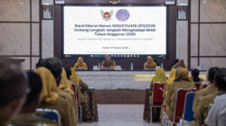 Plt Kepala BPPKAD Kota Kediri Tetuko Erwin Sukarno memimpin bimbingan teknis persiapan akhir tahun anggaran 2026 bagi bendahara OPD untuk pertahankan opini WTP.