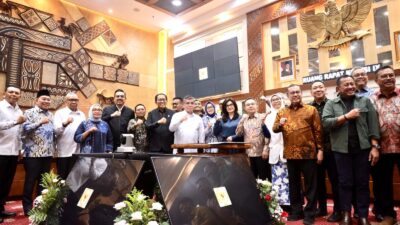 Tok! DPR Sahkan UU Ketenagakerjaan dan SDI
