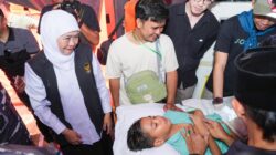 Khitanan Massal Meriahkan HUT 81 Provinsi Jatim