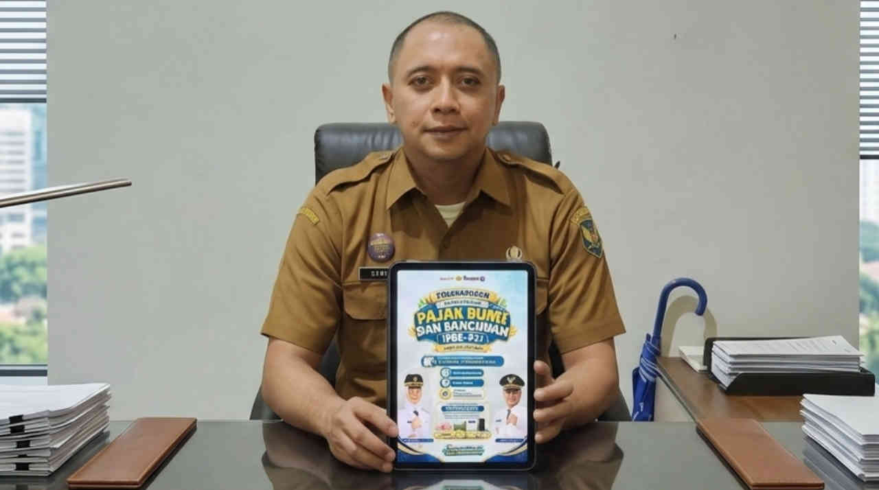Tetuko Erwin Sukarno, Plt Kepala BPPKAD Kota Kediri, menyosialisasikan program penghapusan denda PBB-P2 tahun 2002–2026.